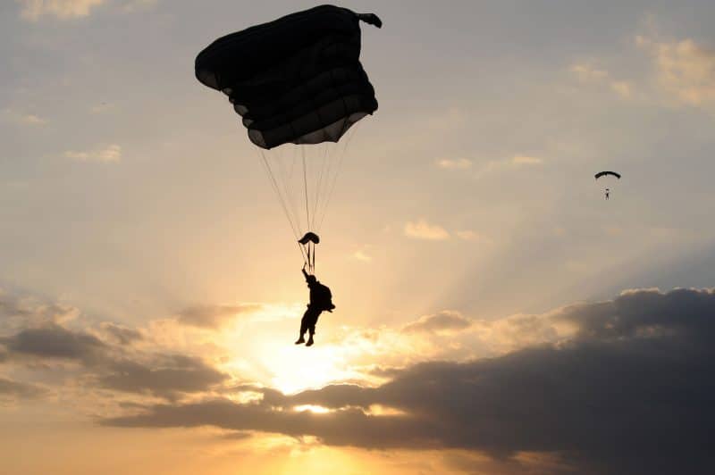 Advanced military free fall training