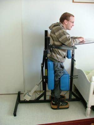 standing frame that helps with spinal cord injuries